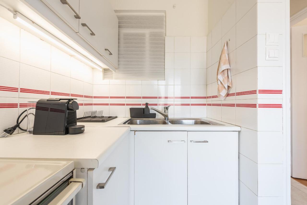 Cozy And Fresh Apt Close To Metro Αθήνα Εξωτερικό φωτογραφία